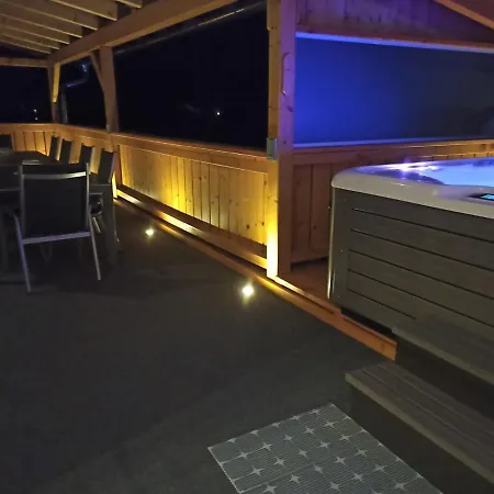 شقة Appartementhaus Fink باد ميترندورف